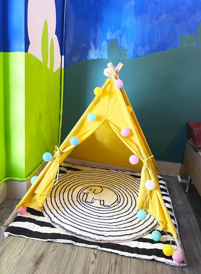 Yha Bradbury Jockey Club Youth Hostel Hongkong Exteriör bild